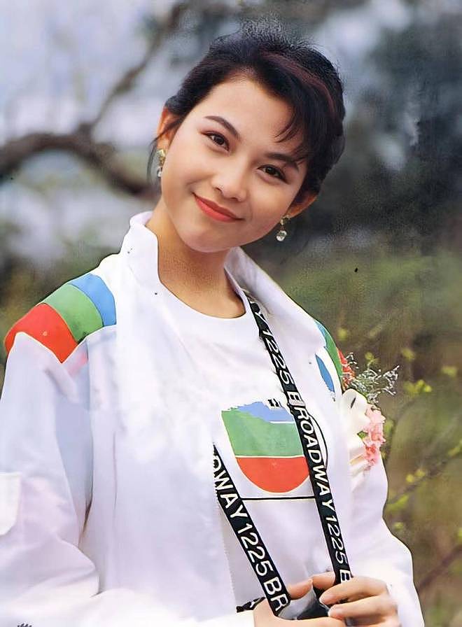 落地凤凰不如鸡？52岁蔡少芬为钱奔波瘦脱相，被王晶嘲讽不上进（组图） - 8
