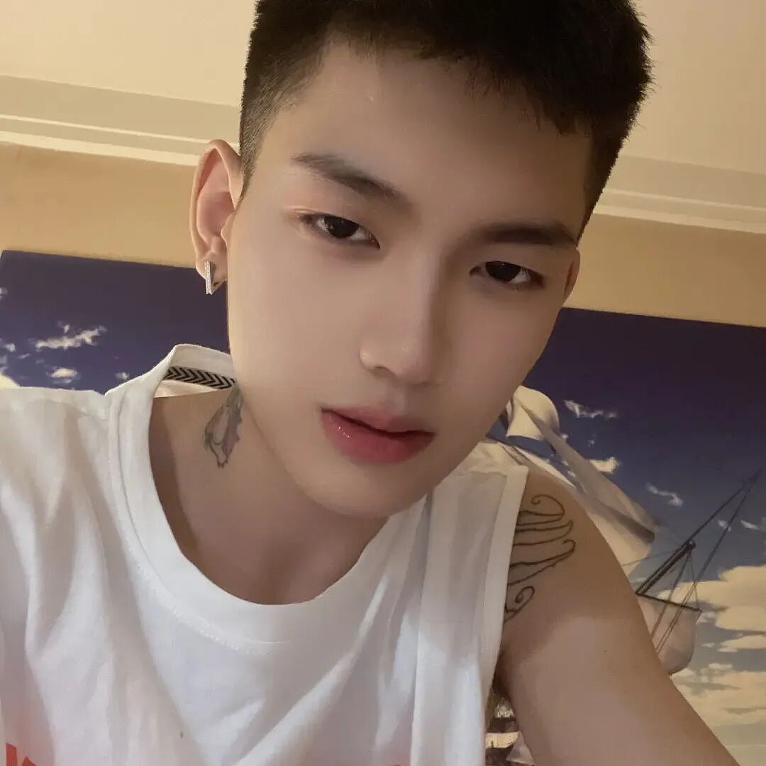 【帅哥】谁家的可爱尤物,极品细狗小鲜肉,这不就是小说里的Omega吗(组图) - 27