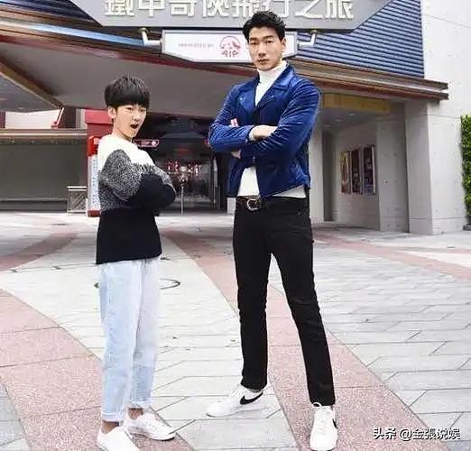 张亮儿子疑出事，被曝与女同学恋爱闹出怀孕，15岁早恋后送出国（组图） - 12