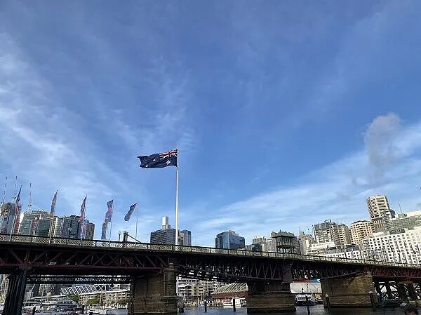 宁德时代考虑重启锂开采引发市场震动 澳交所锂矿股或迎短暂回调 Canva成为澳最具价值科技公司 新州确认召回彩色沙产品风险极低 - 2