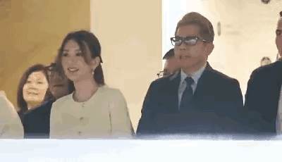 恭喜当百亿阔太！19岁模特出道，给渣前任当牛做马7年被嫌弃！（组图） - 26