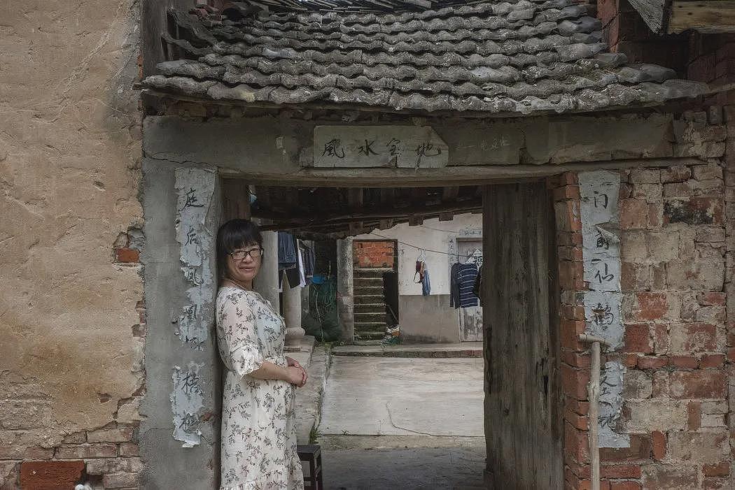 49岁“女流氓诗人”宣布绝经,却治好了20w网友的焦虑(组图) - 14