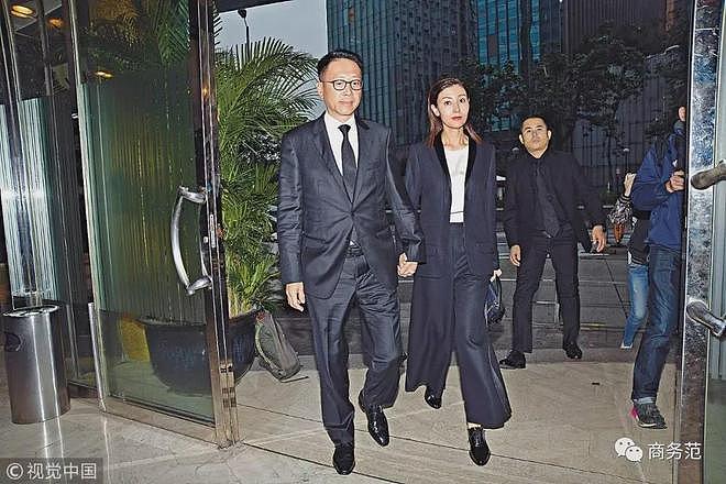 李嘉欣嫁豪门17年秀恩爱，老公熬成老头！每月200万“豪门低保”（组图） - 47