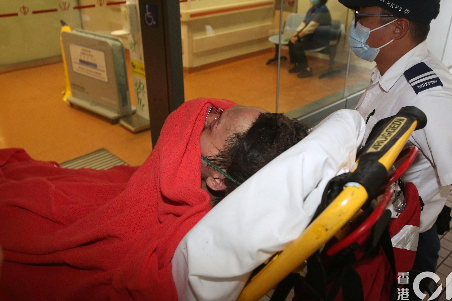 至少160死，仍有6人失联！港府成立独立委员会，认尸流程被曝混乱不堪（视频/组图） - 104