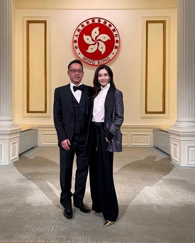 李嘉欣嫁豪门17年秀恩爱，老公熬成老头！每月200万“豪门低保”（组图） - 5