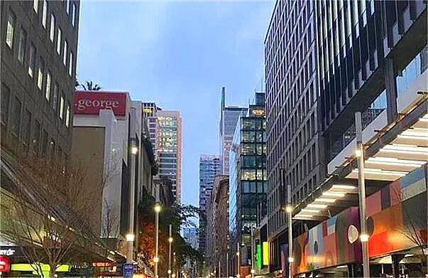 宁德时代考虑重启锂开采引发市场震动 澳交所锂矿股或迎短暂回调 Canva成为澳最具价值科技公司 新州确认召回彩色沙产品风险极低 - 3