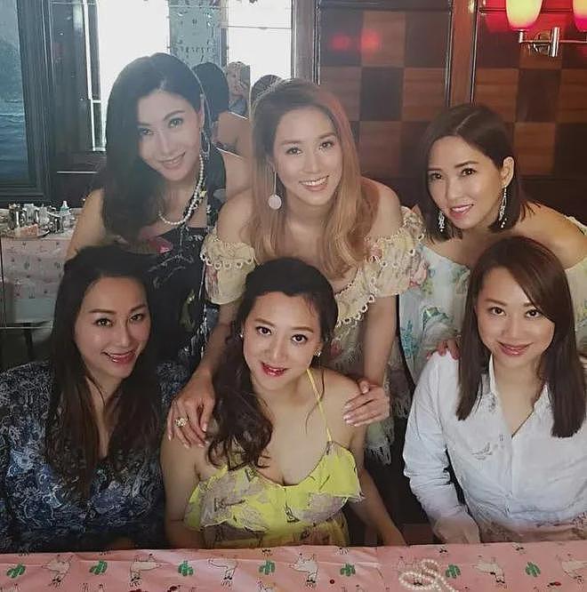 李嘉欣嫁豪门17年秀恩爱，老公熬成老头！每月200万“豪门低保”（组图） - 45