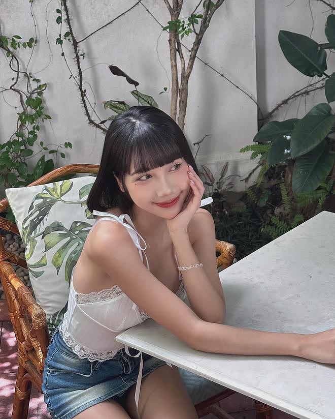 【美女】她号称台湾“赤木晴子”，凹凸有致，美艳动人，这身材简直绝了！（组图） - 13