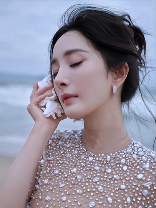 杨幂提名金莲花奖不到48小时，令人担心的事发生了，赵丽颖遭殃（组图） - 30