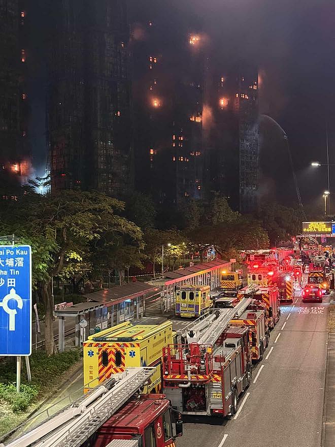 火袭香港宏福苑：起火高楼处于“全包围”施工状态一年多（组图） - 2