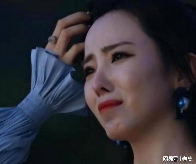 狐狸尾巴藏不住?李思思离开央视原因曝光,原来“野心”不止于此(组图) - 10