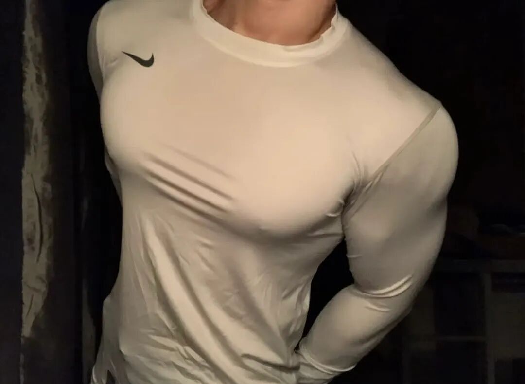 【帅哥】肌肉硬汉男妈妈，打桩超持久？硕大胸肌女生看了都自卑...（组图） - 16