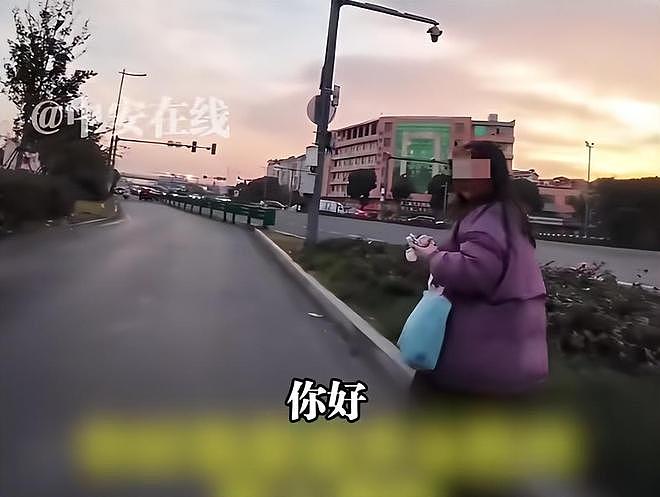 女子从杭州徒步到上海，路上想不花一分钱体验生活，途经饭店想免费吃饭遭拒绝（组图） - 1
