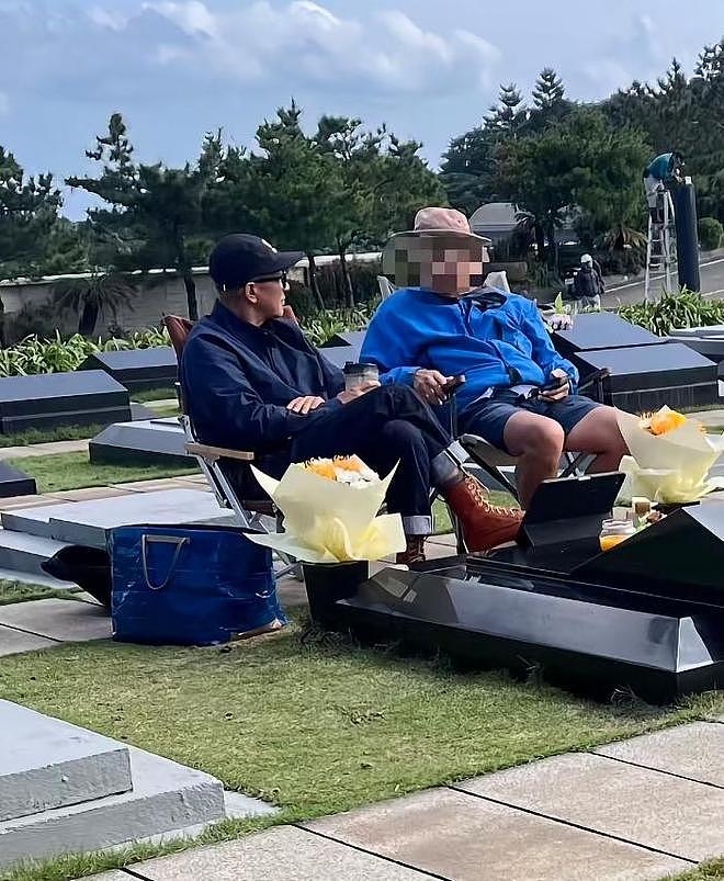 高以翔去世6周年,网友前去探望偶遇具俊晔,因思念大S消瘦很多(组图) - 6