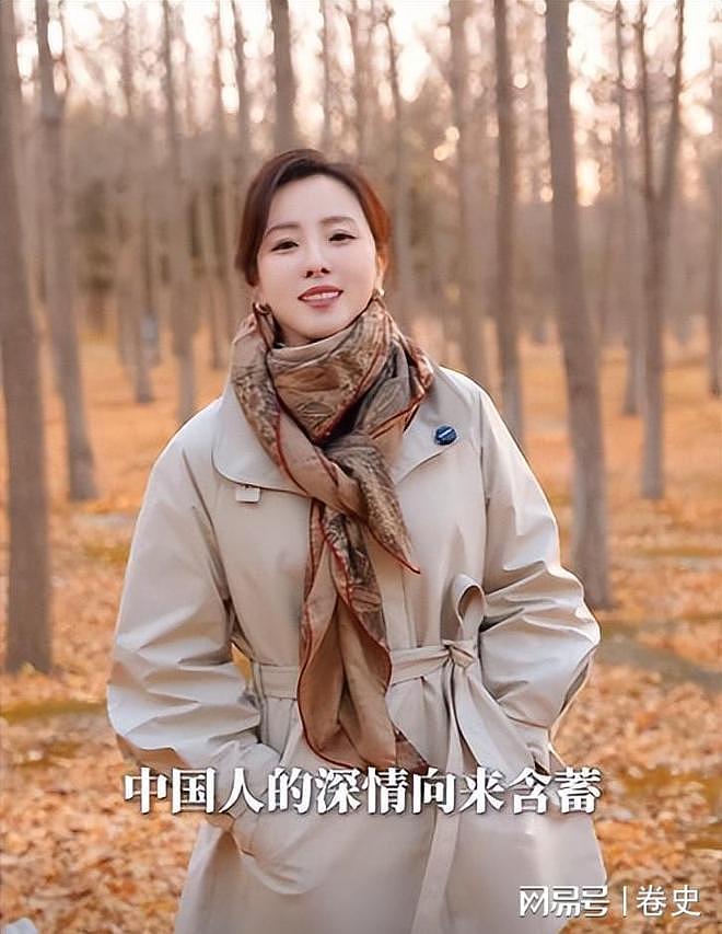 狐狸尾巴藏不住?李思思离开央视原因曝光,原来“野心”不止于此(组图) - 14