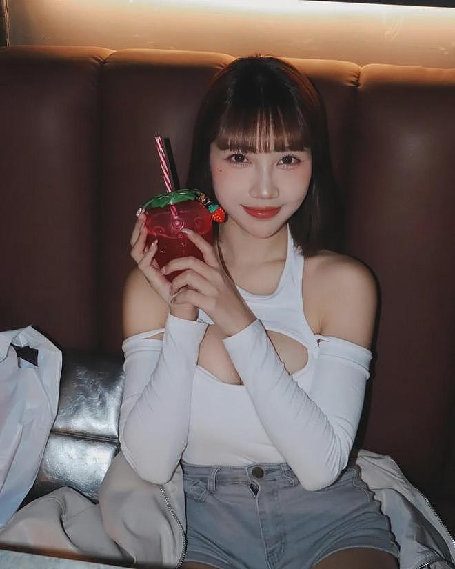 【美女】她号称台湾“赤木晴子”，凹凸有致，美艳动人，这身材简直绝了！（组图） - 4
