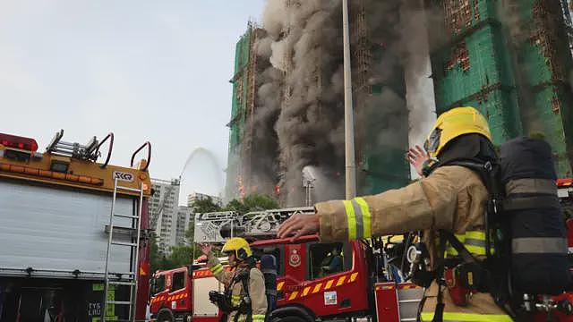 大埔火警44死279人失联:香港主权移交后第二宗五级大火,警方拘三名工程公司人员(组图) - 6