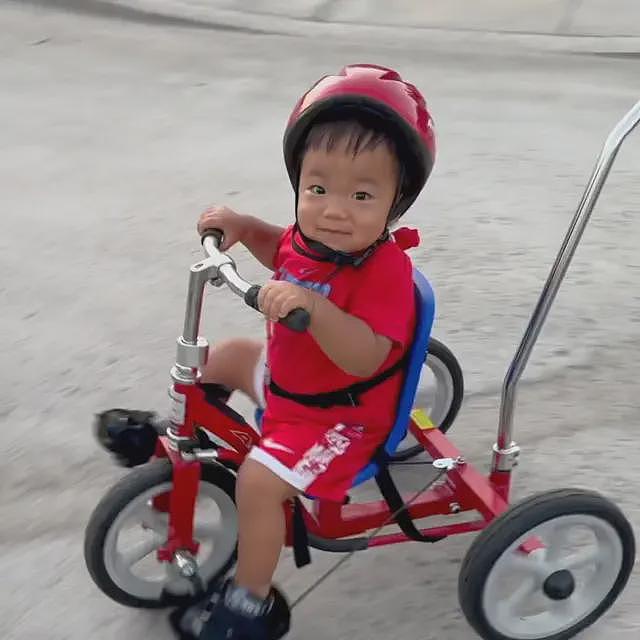 先天患亨特综合症男孩接受全球首个基因治疗,效果让医生震惊(组图) - 1