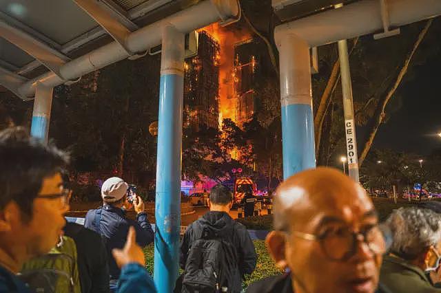 大埔火警44死279人失联:香港主权移交后第二宗五级大火,警方拘三名工程公司人员(组图) - 5