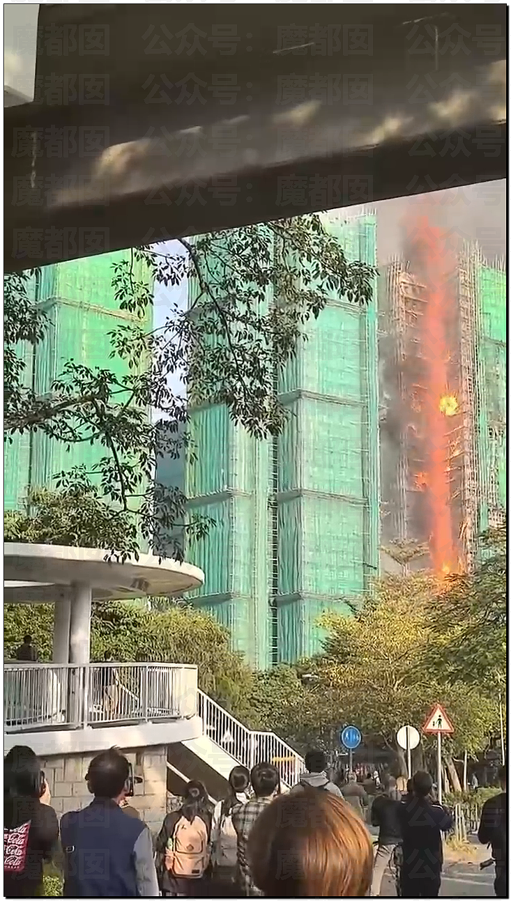 香港大火仿佛人间炼狱！竹子脚手架揭露行业腥臭垄断内幕（视频/组图） - 27