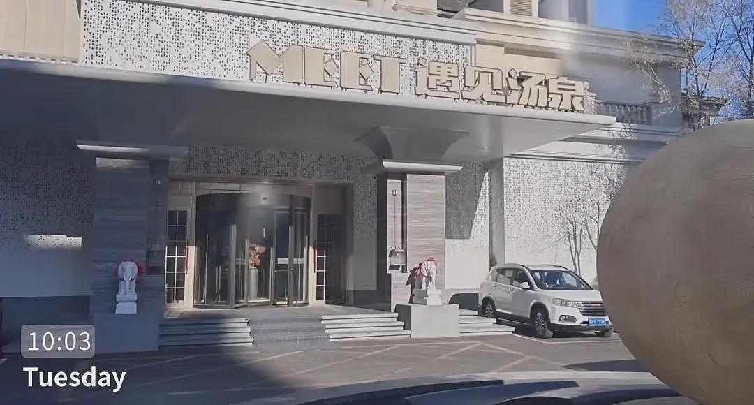 7岁男孩在洗浴中心晕厥，事发前在浴池感受到电流（组图） - 1