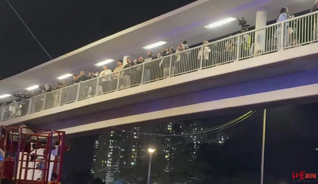 惨烈!香港大埔罕见五级大火,多幢大厦陷火海:至少36人遇难、279人失联(组图) - 17