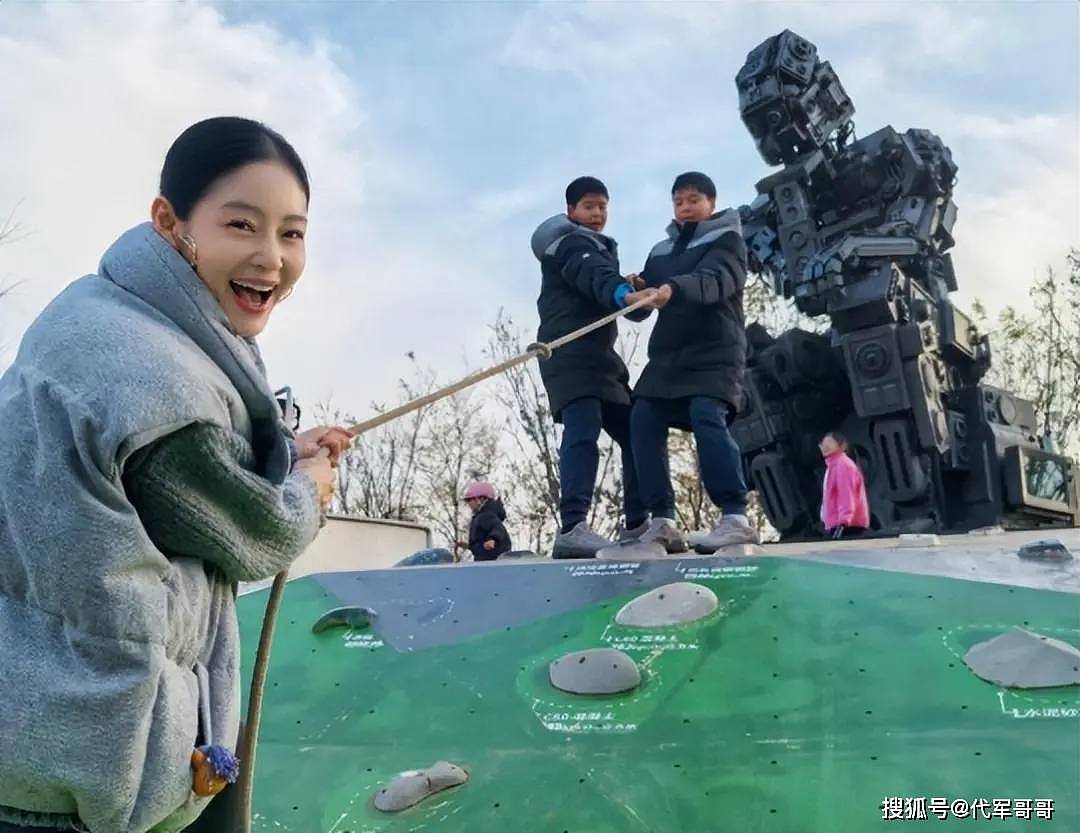 她因丈夫长得太帅倒追5年，生下双胞胎，如今怎样？（组图） - 11
