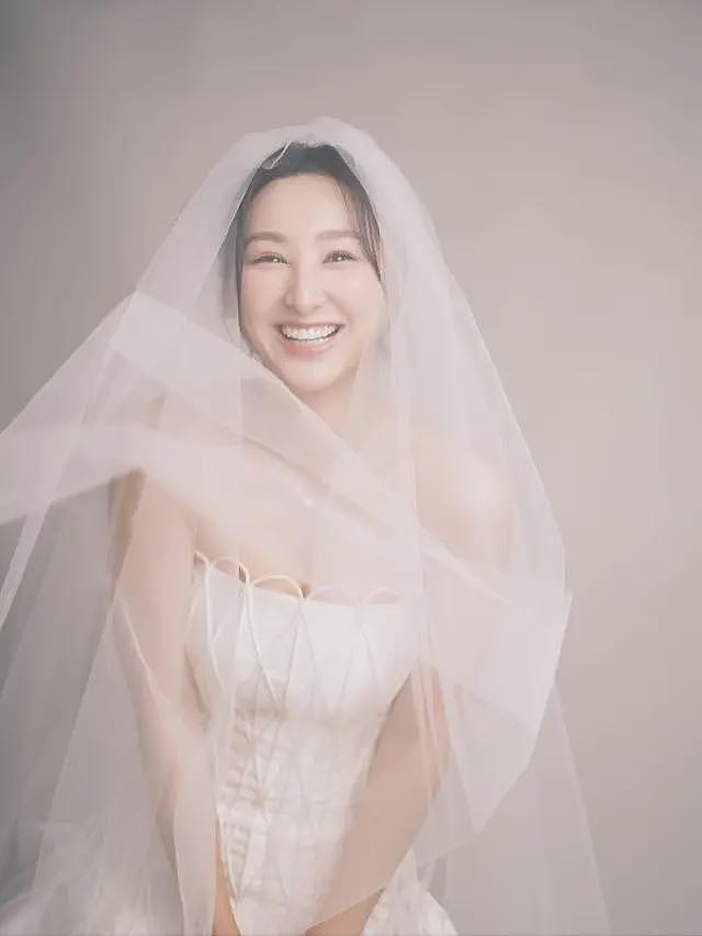 38岁TVB当红花旦突然公开婚纱照，圈中好友送祝福，单身多年曾受情伤（组图） - 4