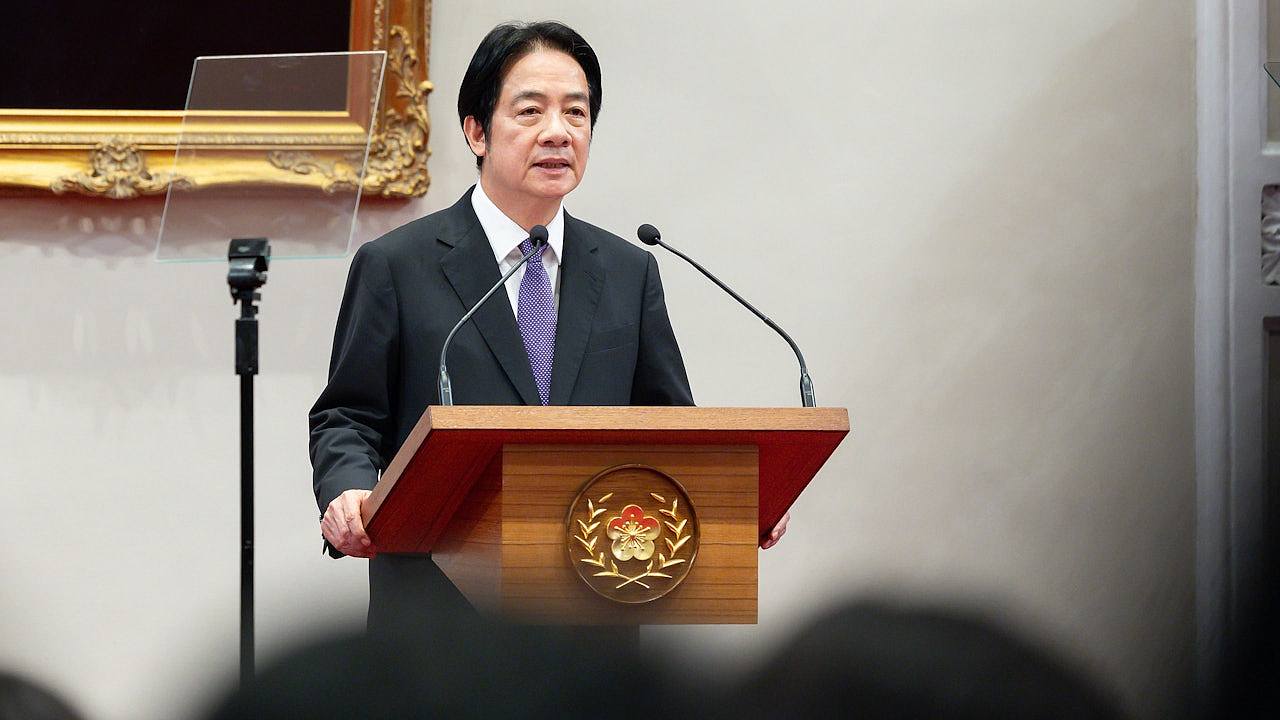 赖清德发声“为香港祈福”：盼早日寻获失踪者（组图） - 1