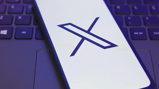 X的新定位功能如何曝光了美国政治帐户(组图) - 1