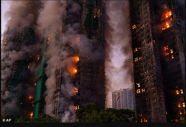 惨烈!香港大埔罕见五级大火,多幢大厦陷火海:至少36人遇难、279人失联(组图) - 20