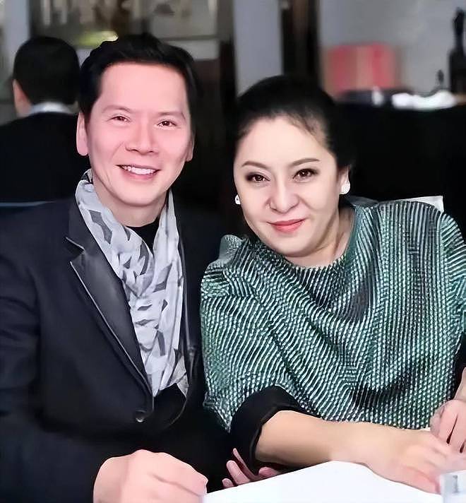 向华强自曝选向太做老婆的原因：我也想吃软饭，找个很强的女人（组图） - 3