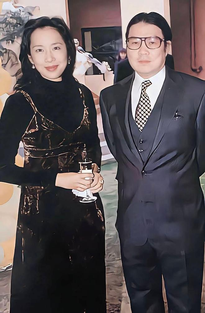 王晶曝霍震霆离婚内幕,罗康瑞早与朱玲玲约定,只是碍于豪门体面(组图) - 2