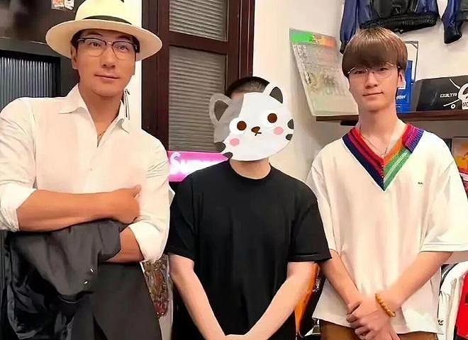 许晴被封杀内幕？张亮儿子未成年有娃？罗志祥和经纪人有孩子？李茂为炒作吐槽节目？耽美男星约炮被骗钱？（组图） - 6