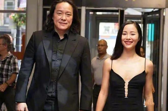 崩了！她也官宣离婚了（组图） - 3