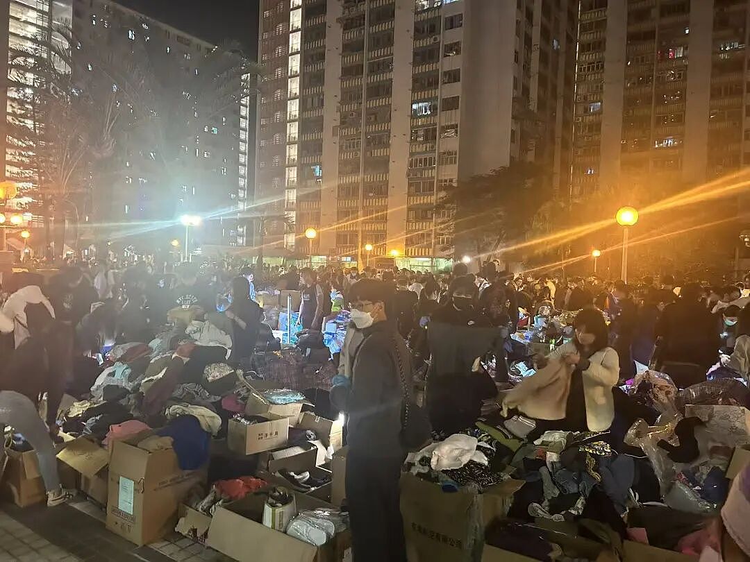 遇难人数升至94人!大批香港市民排长龙自发献血,“忍不住想哭!“已开放遗体照片辨认(组图) - 13