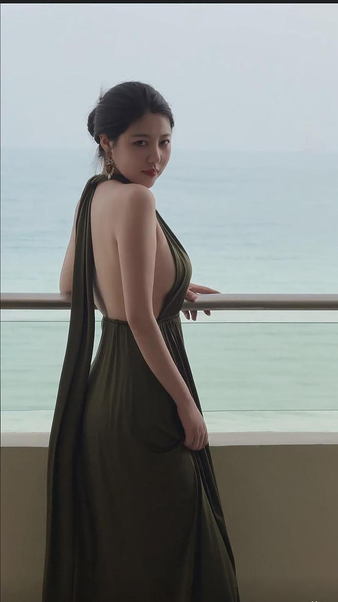 【美女】国产极品少妇，相当丰满圆润的身材，绝了（组图） - 8