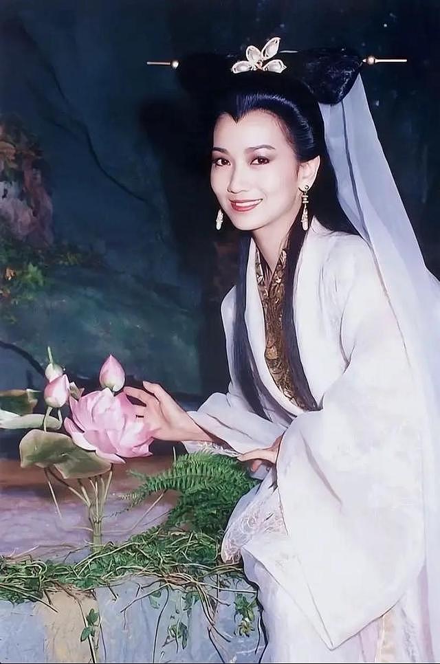 王晶评众女星：赵雅芝没演技有观众缘，高圆圆老天赏饭吃，刘亦菲靠努力（组图） - 3