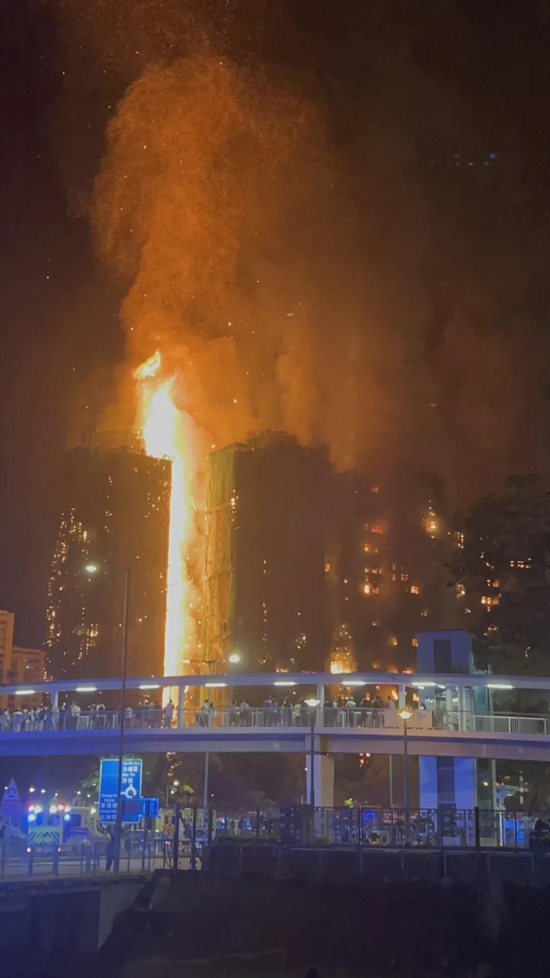 “极不寻常”，一场令人悲伤的大火（组图） - 18