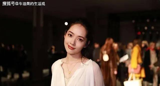 郭碧婷老到认不出，眼窝凹陷一脸倦容佝偻着背，爱人如养花具象化了（组图） - 7
