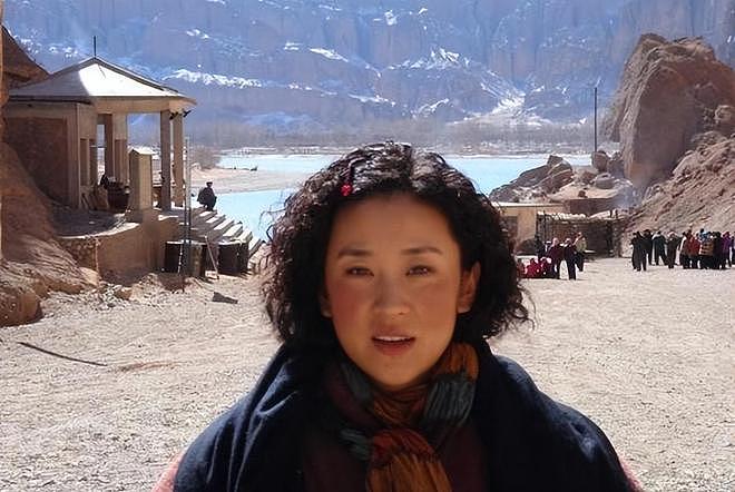她是国家一级演员，与罗晋分手后嫁大19岁富豪，结婚12年零绯闻（组图） - 1