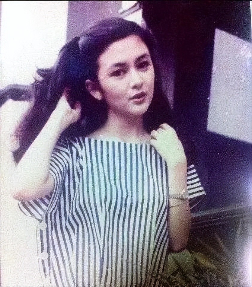 李嘉欣结婚17年依旧甜蜜：同是靓绝香江，她为何比关之琳幸福？（组图） - 9