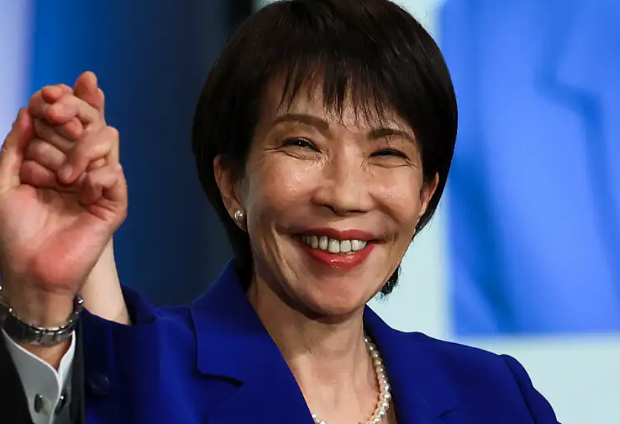 高市早苗民调支持率高,面临对华关系、通胀挑战(组图) - 1