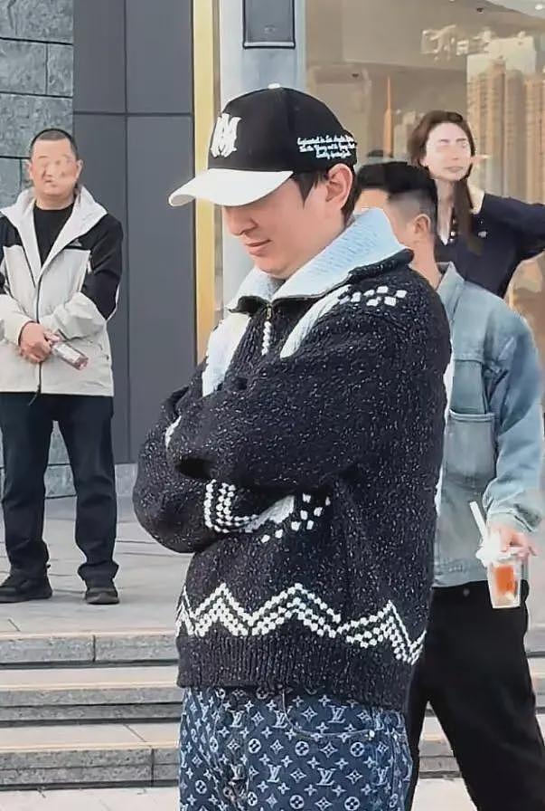 扎心！懒懒前脚刚晒亲吻照，王思聪就和网红蓓蓓度假，女方遭深扒（组图） - 6