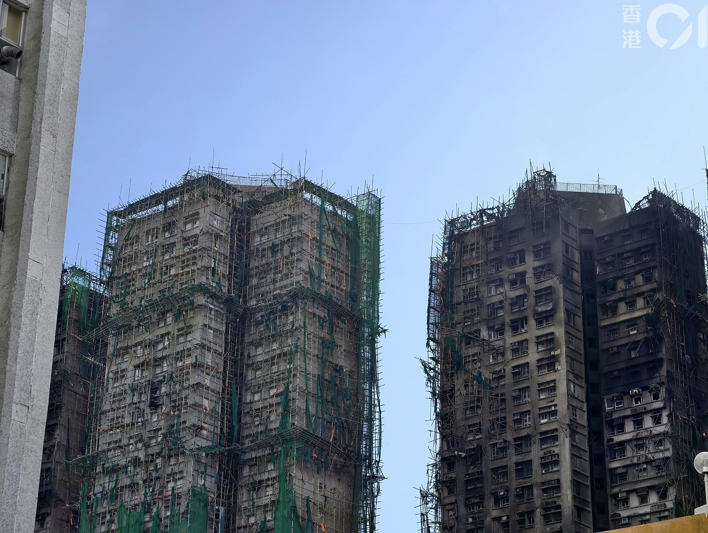 香港火灾生还者讲述2.5小时火劫，救人获赞谦称：我不是英雄（组图） - 7