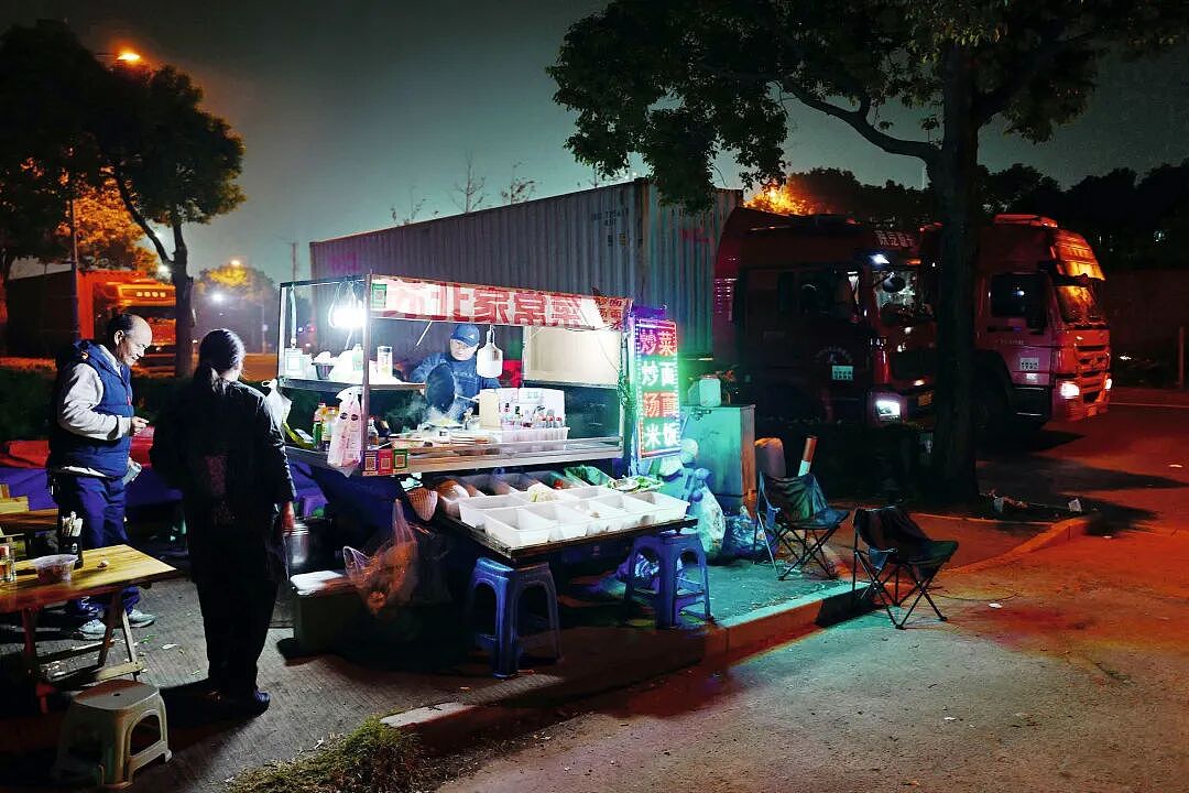 与危险品24小时相伴,一对农村夫妻的漂泊高薪路(组图) - 9