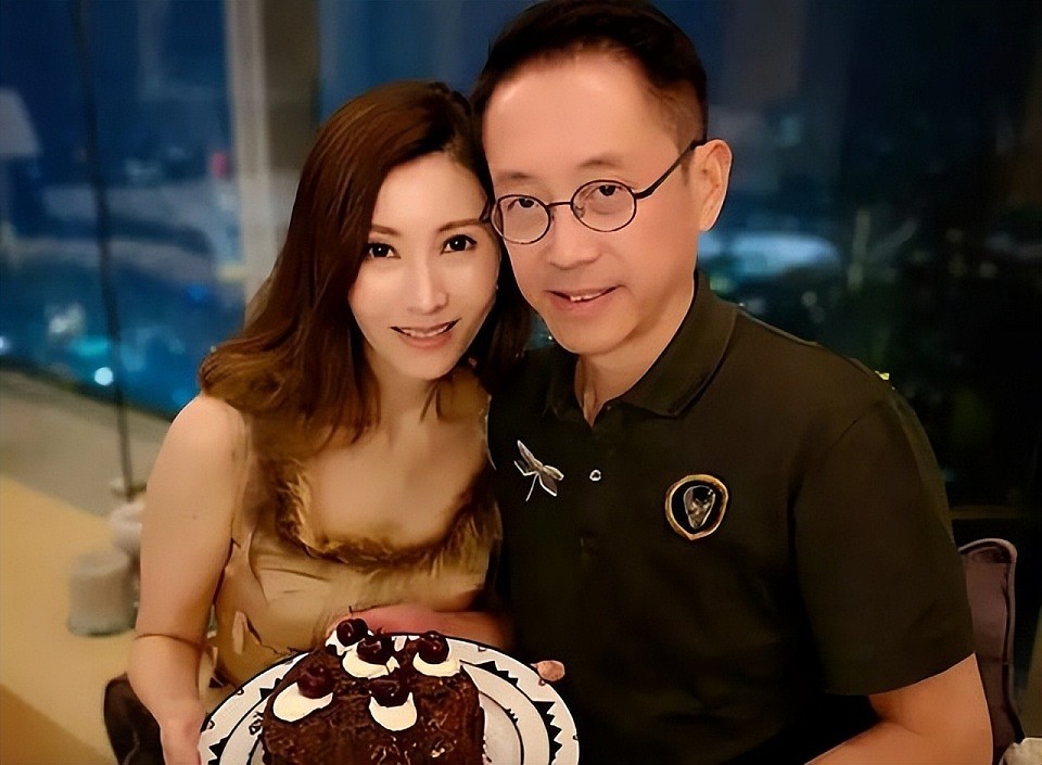 李嘉欣结婚17年依旧甜蜜：同是靓绝香江，她为何比关之琳幸福？（组图） - 35