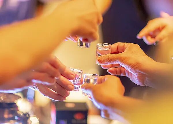 25岁女子天天水煮鸡胸肉+西兰花，重要器官大面积坏死！医生：这吃法很伤身（组图） - 5