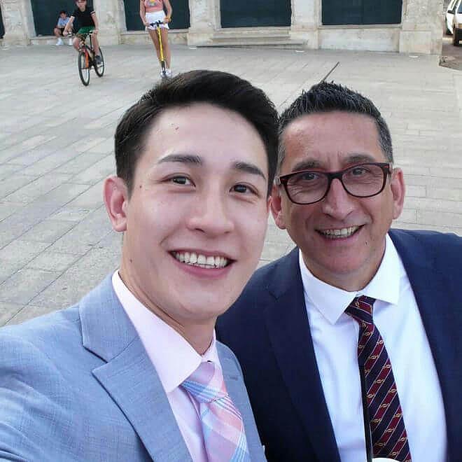 知名小鲜肉嫁年长20岁老富豪！退圈后满世界狂玩买买买，网友：羡慕说够了...（组图） - 1