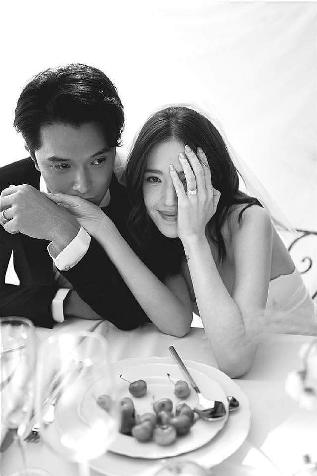 邱泽许玮宁婚礼现场曝光！嘉宾超430人，婚戒细节全曝光好有意义（组图） - 4